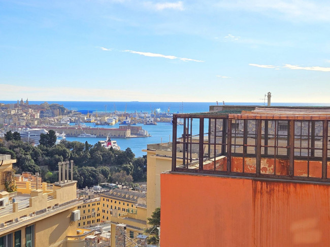Appartamento in Vendita a Genova #6