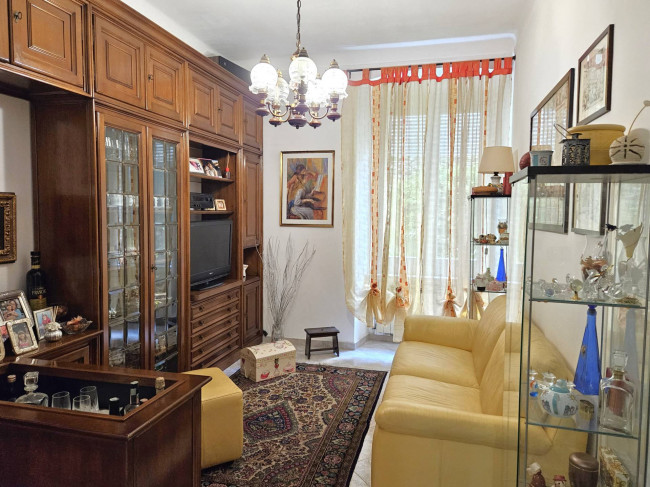 Appartamento in Vendita a Genova #4