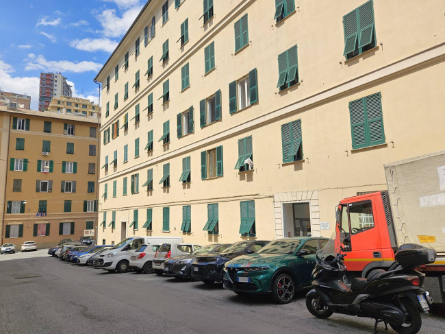Appartamento in Vendita a Genova #3