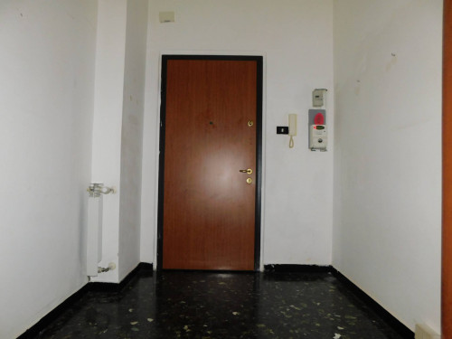Appartamento in Affitto a Genova #11