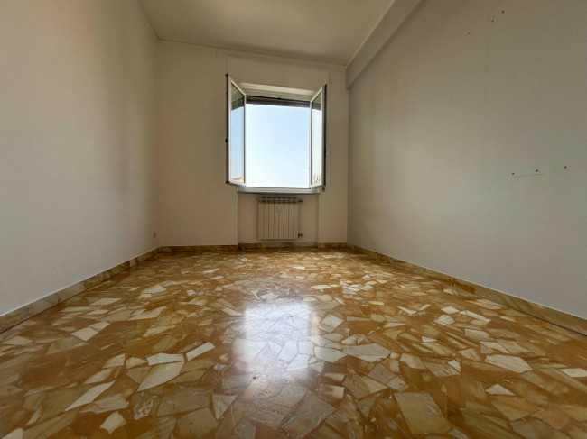 Appartamento in Vendita a Genova #17